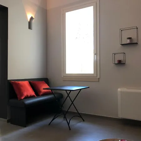 Lägenhet Carlo V - Con Piscina E Giardino Privati