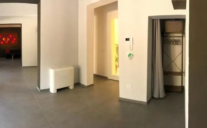 Carlo V - Con Piscina E Giardino Privati דירה לצ'ה