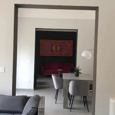 Carlo V - Con Piscina E Giardino Privati *